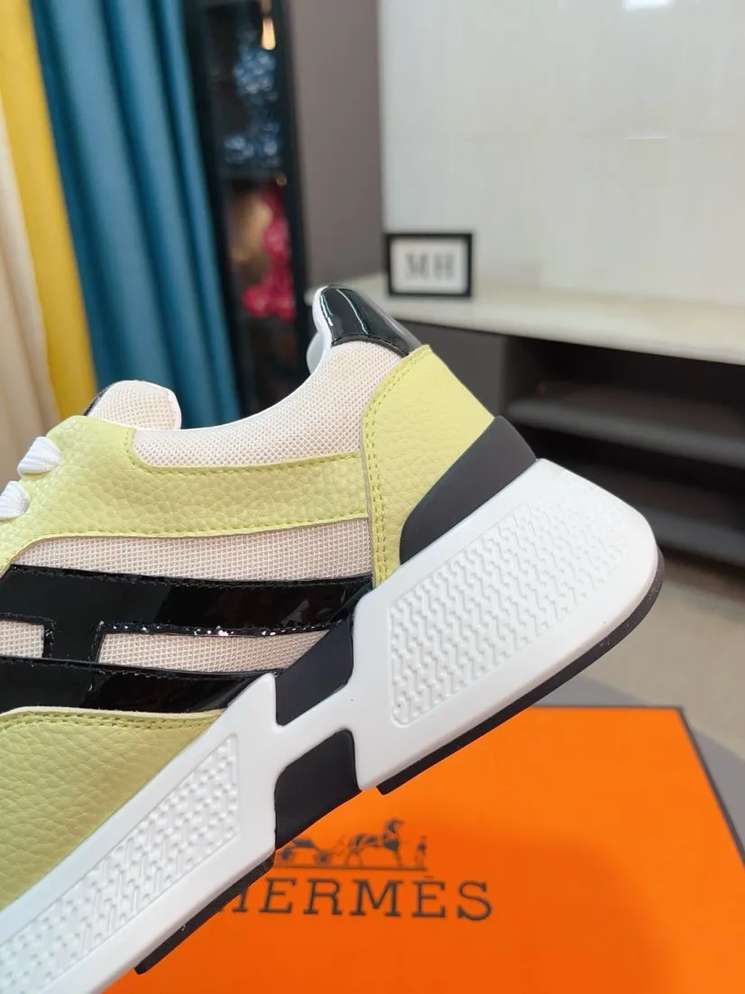 Men's shoes💰580🌸🌸【HERMES】Hermès high-end quality original shoe upper: 🔝tumbled calfskin, suede calfskin, shoe body sewn H totem, outsole: ultra-light TPU foam·rubber; two-color molded outsole, ultra-high quality control·fine workmanship: highlighting (high-end·luxury·grade) 38-44 (45 can be customized)